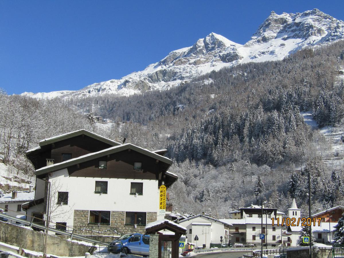 Hotel Punta Cian Valtournenche Esterno foto