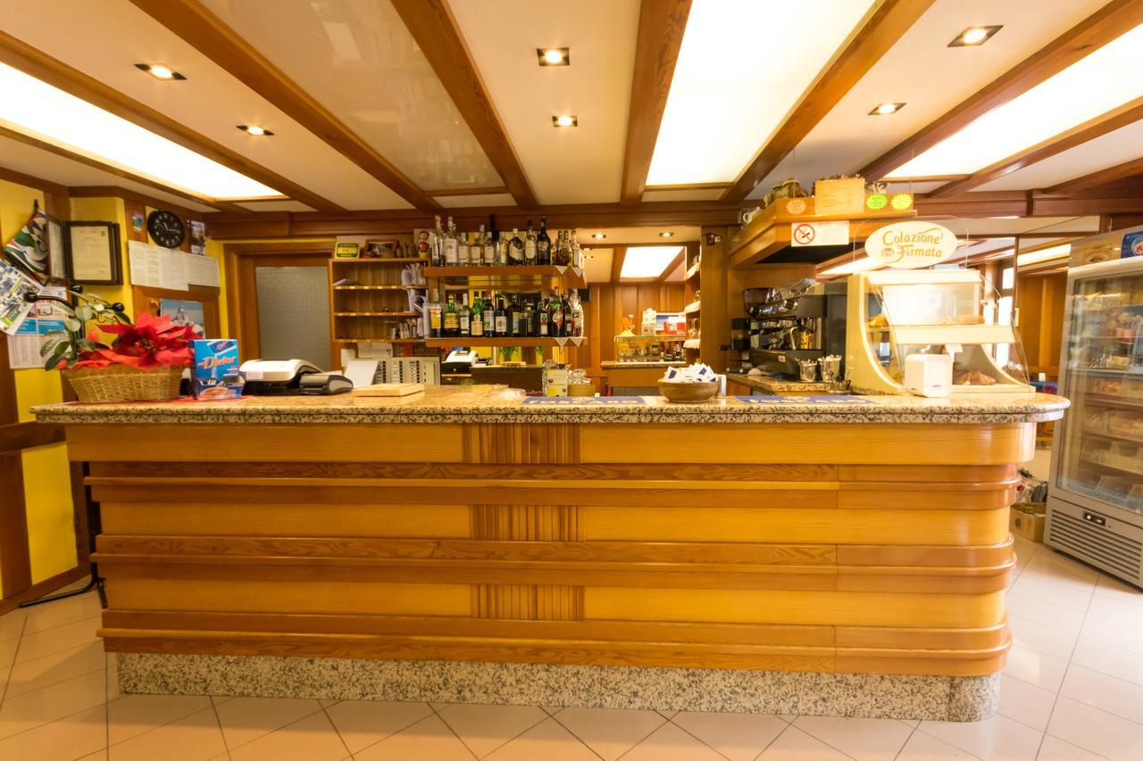 Hotel Punta Cian Valtournenche Esterno foto