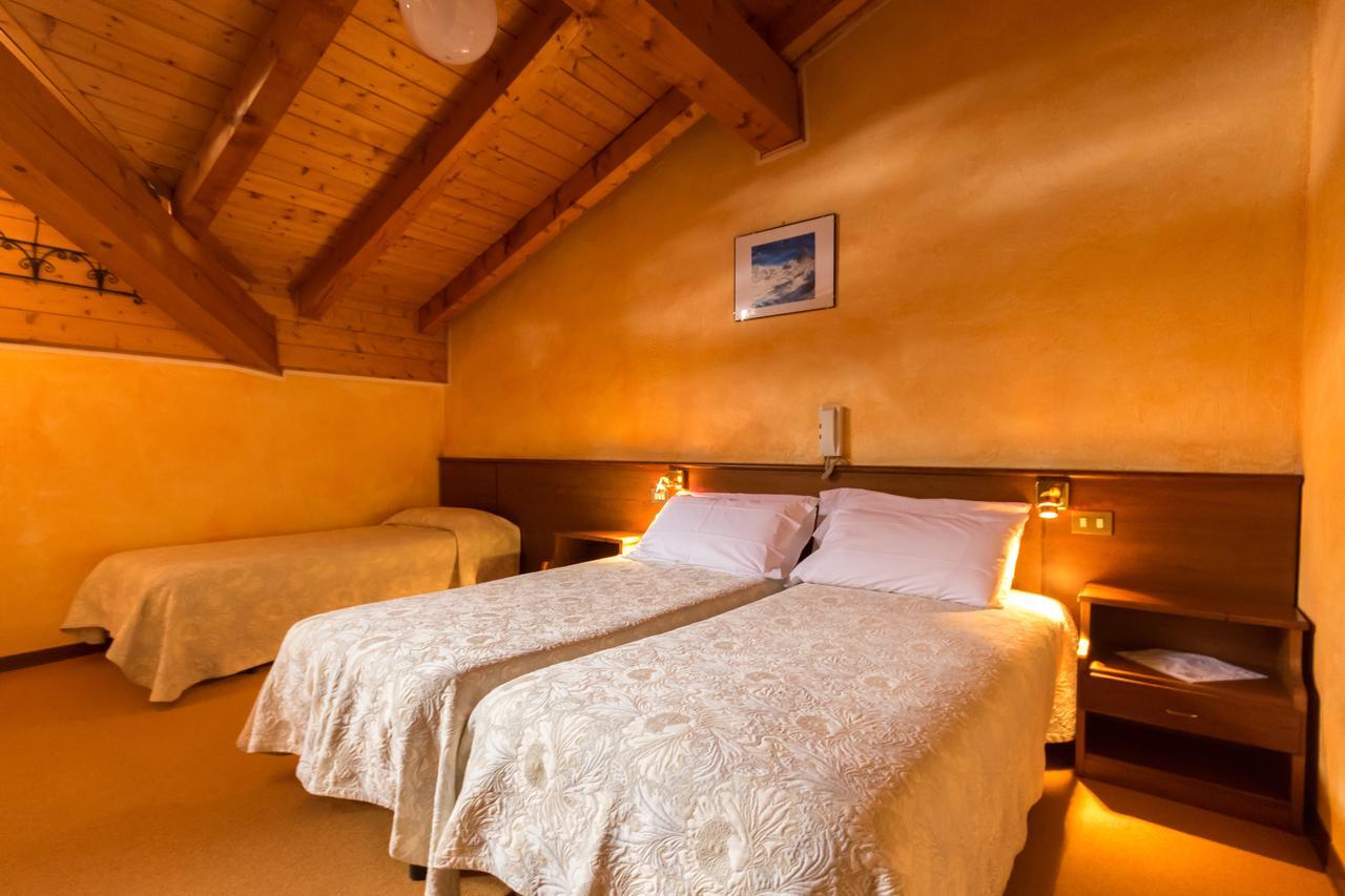 Hotel Punta Cian Valtournenche Esterno foto